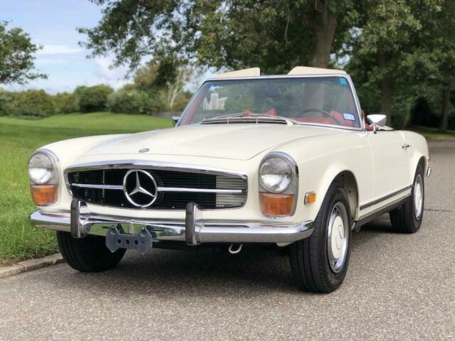 Mercedes-Benz SL-Class 1971 image number 14