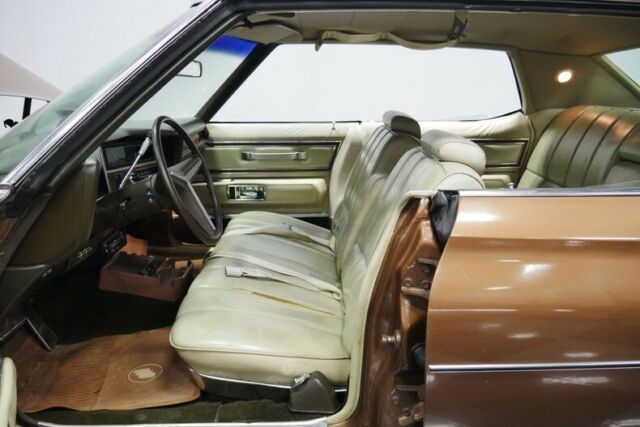 Buick Electra 1972 image number 28