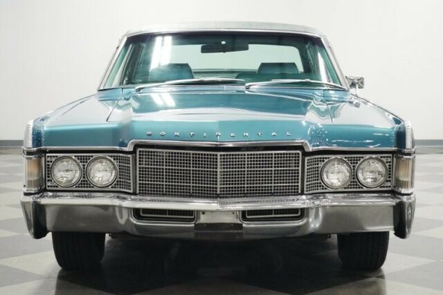 Lincoln Continental 1969 image number 19