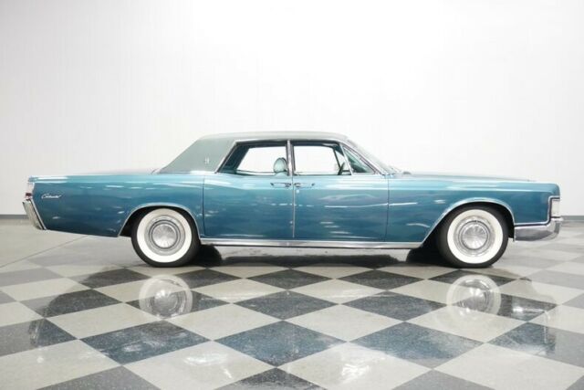 Lincoln Continental 1969 image number 39