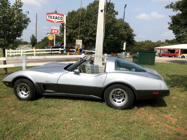 Chevrolet Corvette 1978 image number 26