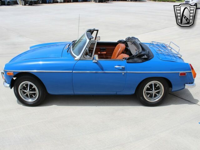 MG MGB 1973 image number 21