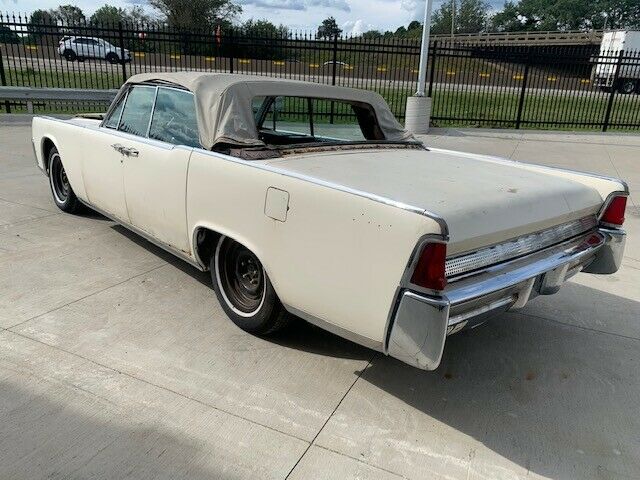 Lincoln Continental 1964 image number 25