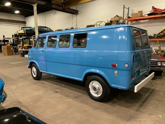 Ford E-Series Van 1974 image number 12