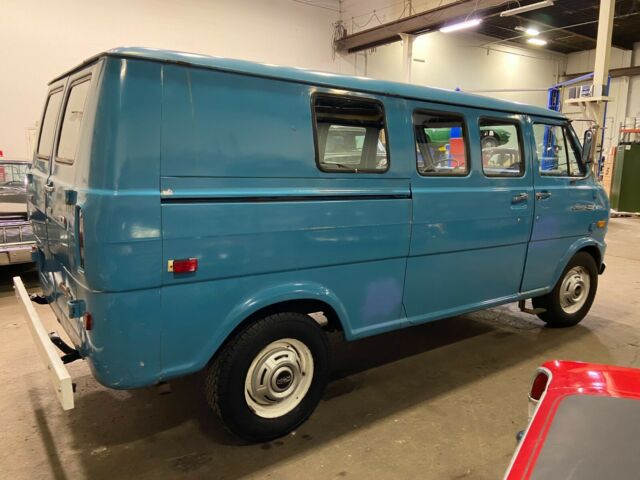 Ford E-Series Van 1974 image number 13