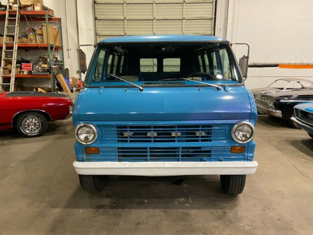 Ford E-Series Van 1974 image number 30