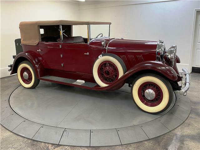 Cord Phaeton sedan 8-95 1930 image number 0