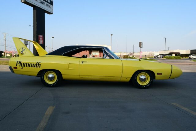 Plymouth Road Runner 1970 image number 27