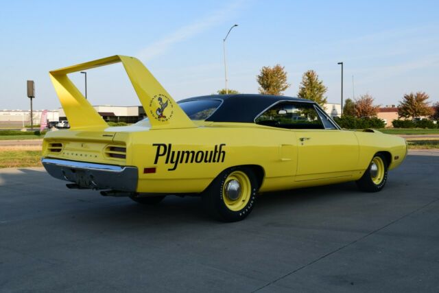 Plymouth Road Runner 1970 image number 4