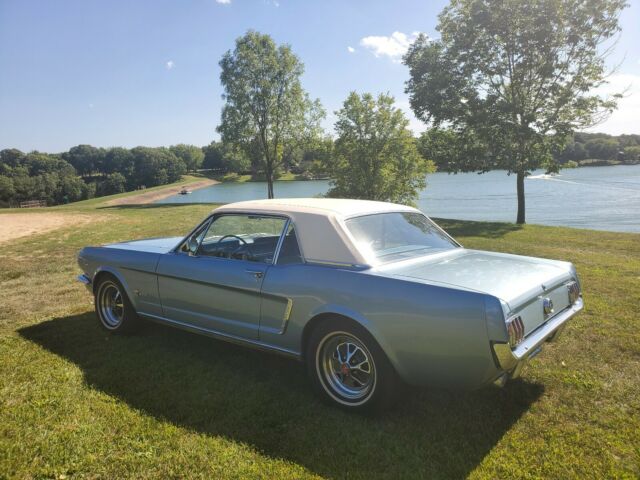 Ford Mustang 1965 image number 28