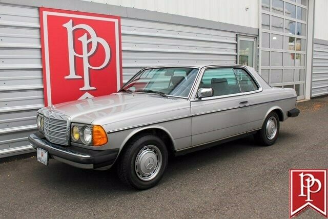 Mercedes-Benz 280CE 1978 image number 0