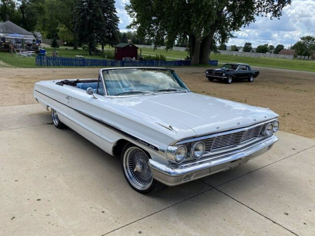 Ford Galaxie 1964 image number 25