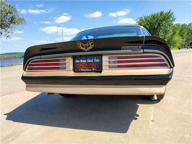 Pontiac Firebird 1978 image number 6