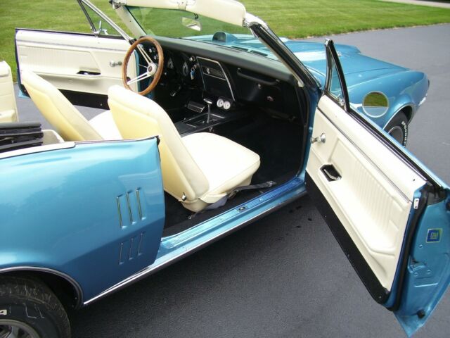 Pontiac Firebird 1967 image number 10