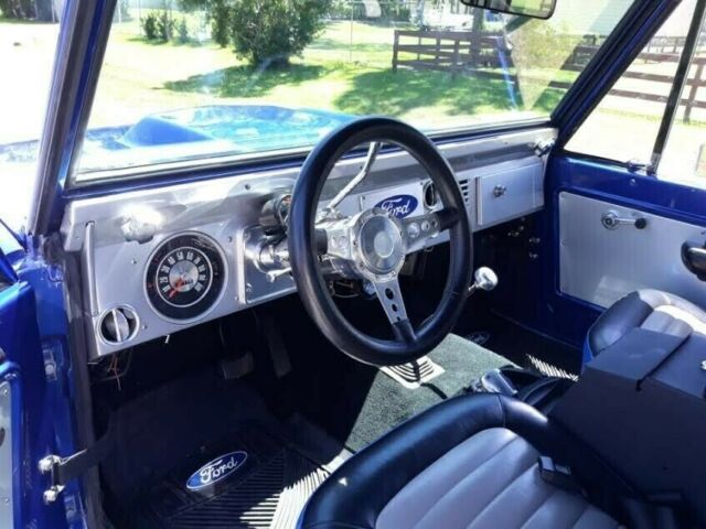 Ford Bronco 1977 image number 9