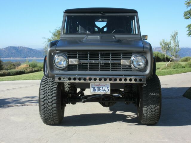 Ford Bronco 1972 image number 9