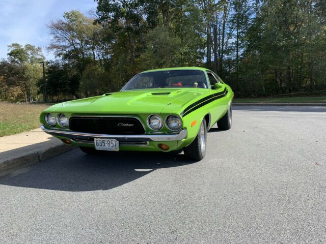 Dodge Challenger 1972 image number 18