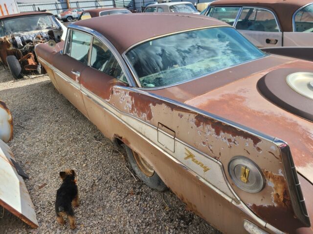 Plymouth Fury 1959 image number 0