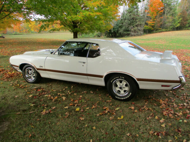 Oldsmobile 442 1970 image number 24