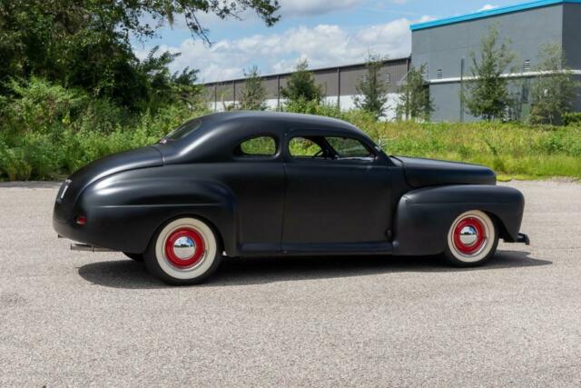 Ford Chop Top Coupe 1947 image number 5