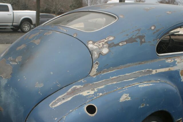 Chevrolet Fleetline 1946 image number 35