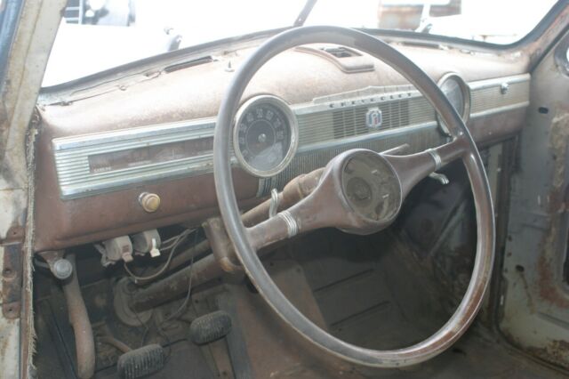 Chevrolet Fleetline 1946 image number 40