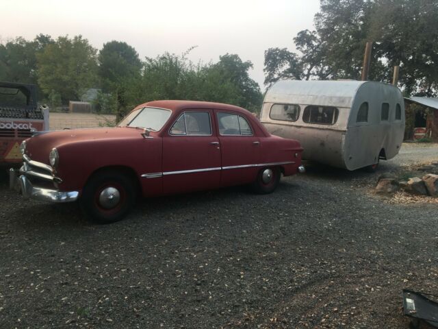 Ford Custom 1949 image number 10