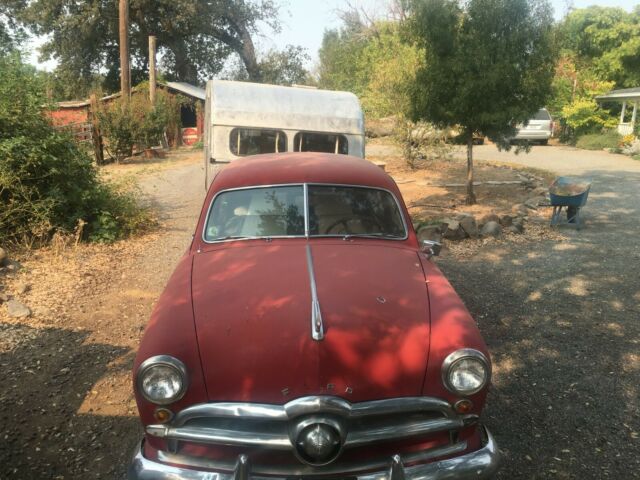 Ford Custom 1949 image number 15