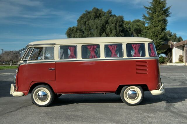 Volkswagen Bus/Vanagon 1967 image number 2