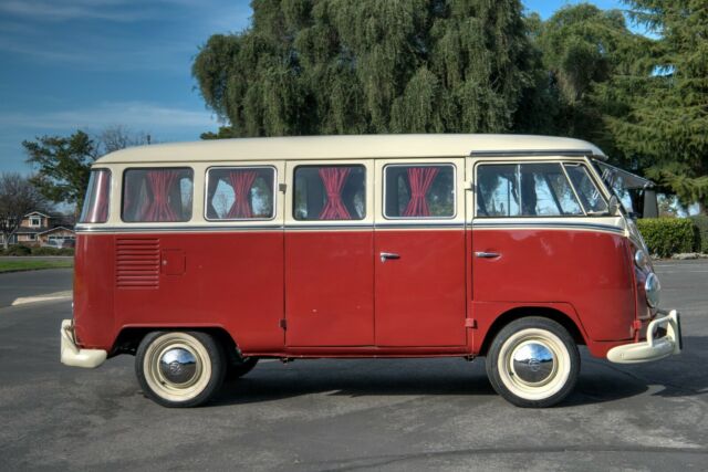 Volkswagen Bus/Vanagon 1967 image number 27