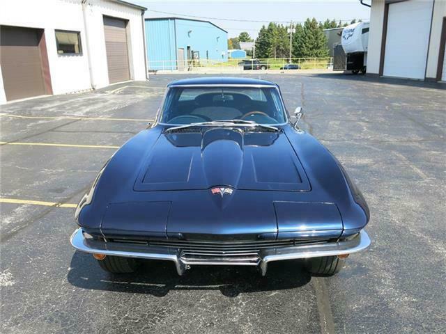 Chevrolet Corvette Coupe, L76 1964 image number 17