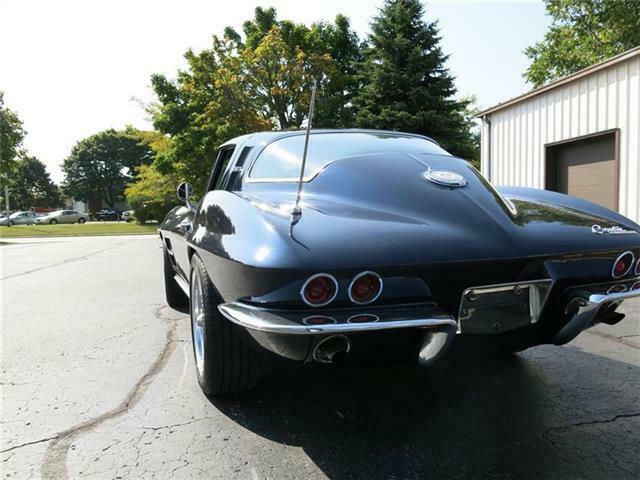 Chevrolet Corvette Coupe, L76 1964 image number 21