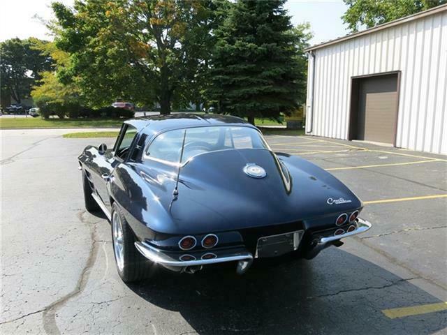 Chevrolet Corvette Coupe, L76 1964 image number 32