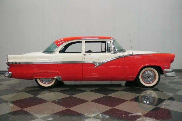 Ford Fairlane 1956 image number 15