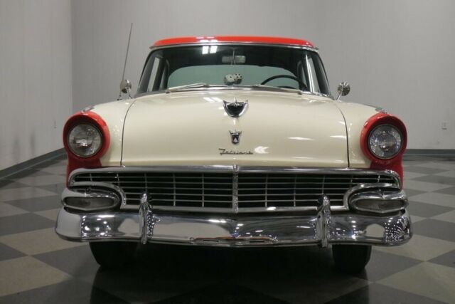 Ford Fairlane 1956 image number 19