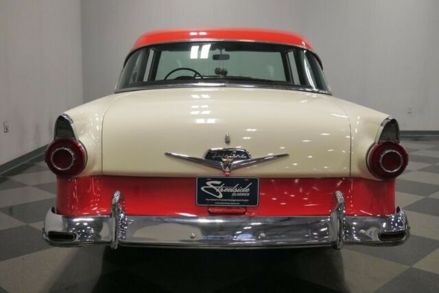 Ford Fairlane 1956 image number 35