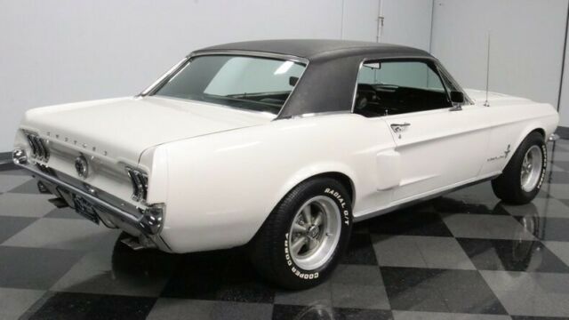 Ford Mustang 1967 image number 14