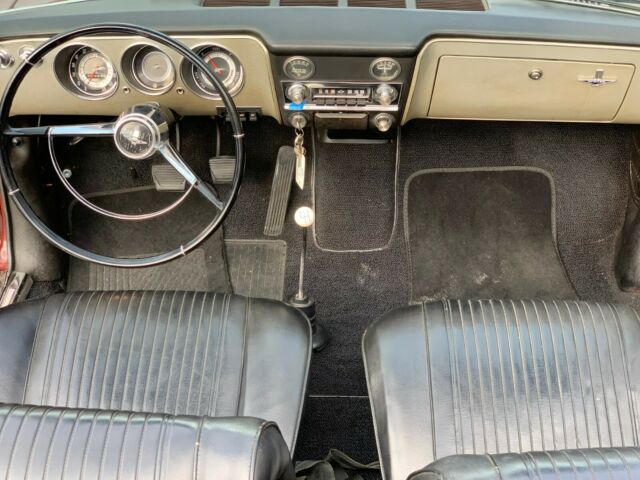 Chevrolet Corvair 1965 image number 31