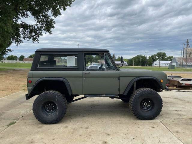 Ford Bronco 1971 image number 7