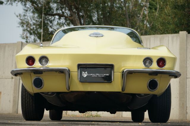 Chevrolet Corvette 1966 image number 10