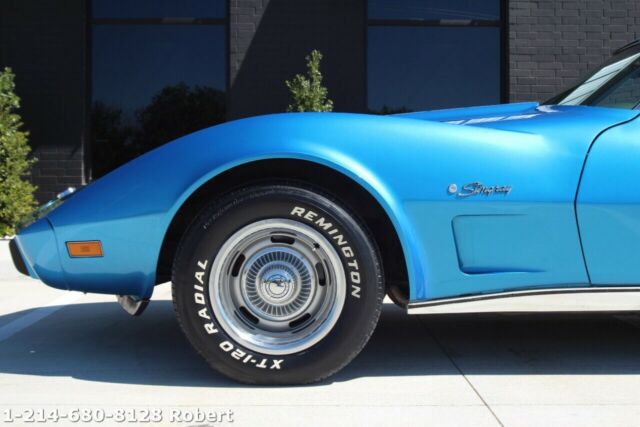 Chevrolet Corvette 1976 image number 28