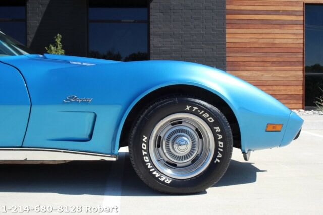 Chevrolet Corvette 1976 image number 33