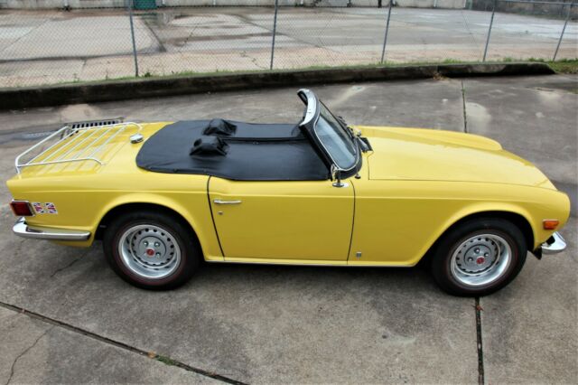 Triumph TR-6 1973 image number 11