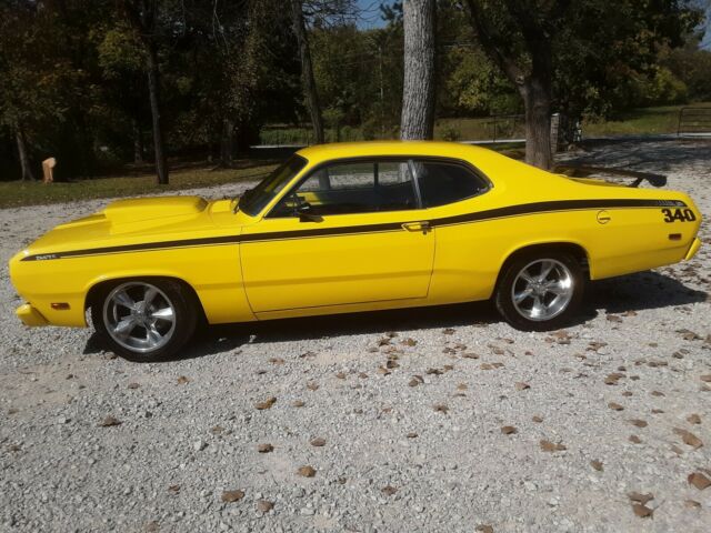 Plymouth Duster 1972 image number 22