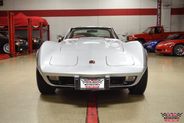 Chevrolet Corvette 1976 image number 31