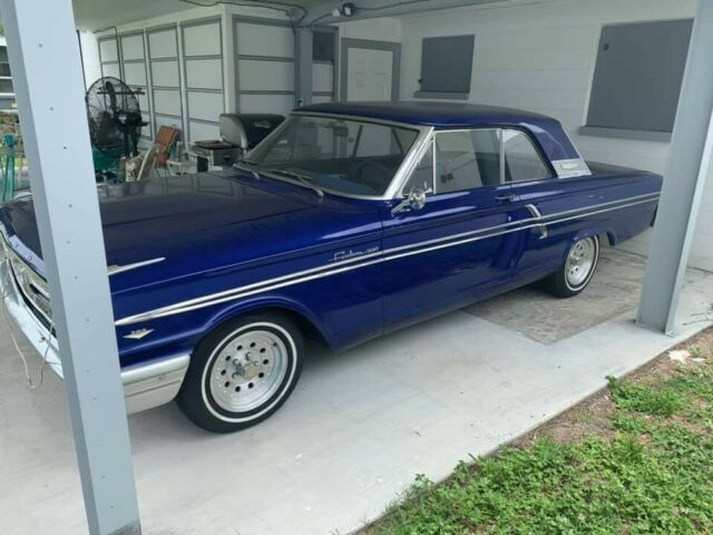 Ford Fairlane 1964 image number 17