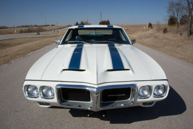 Pontiac Trans Am 1969 image number 2