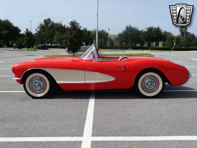 Chevrolet Corvette 1957 image number 15