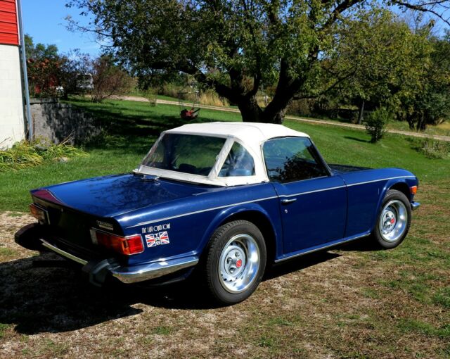 Triumph TR6 1974 image number 1