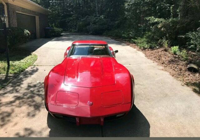 Chevrolet Corvette C3 1976 image number 12